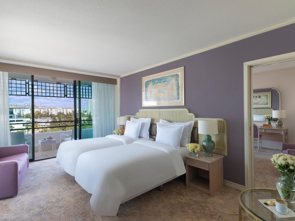 Connection Deniz Manzaralı Oda